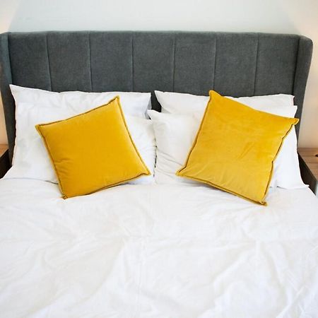 Beautifully Renovated Apartment -Central Edinburgh Bagian luar foto