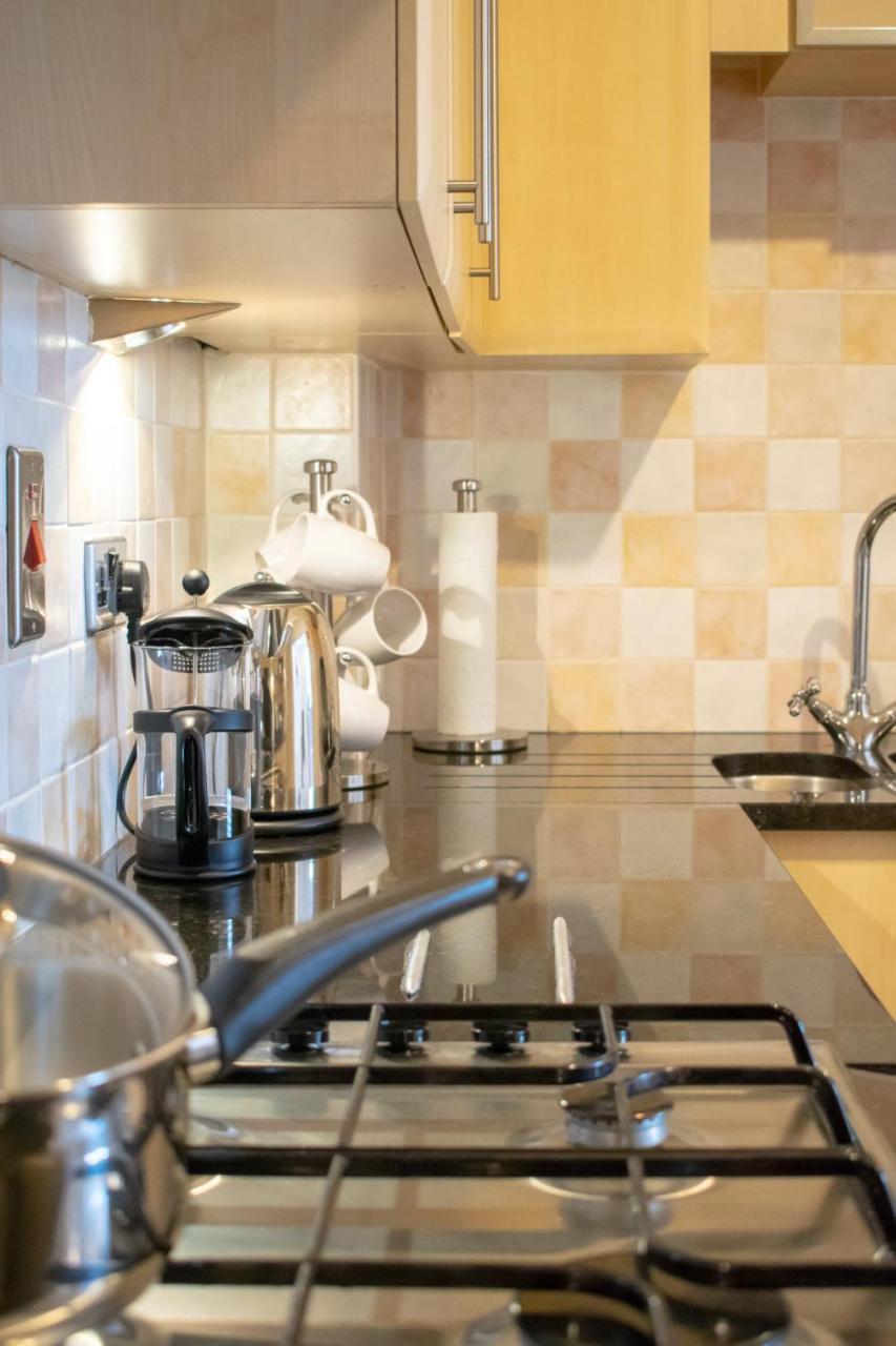 Beautifully Renovated Apartment -Central Edinburgh Bagian luar foto